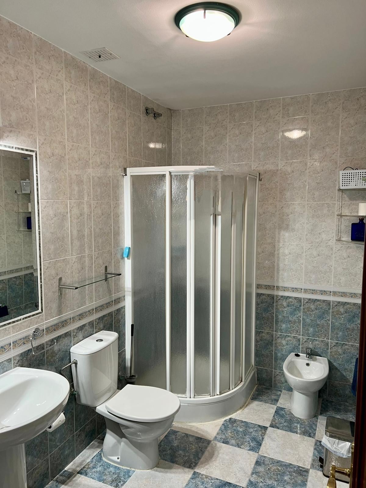 df2b6997-fb26-424e-98d7-ff7d6635b2c3